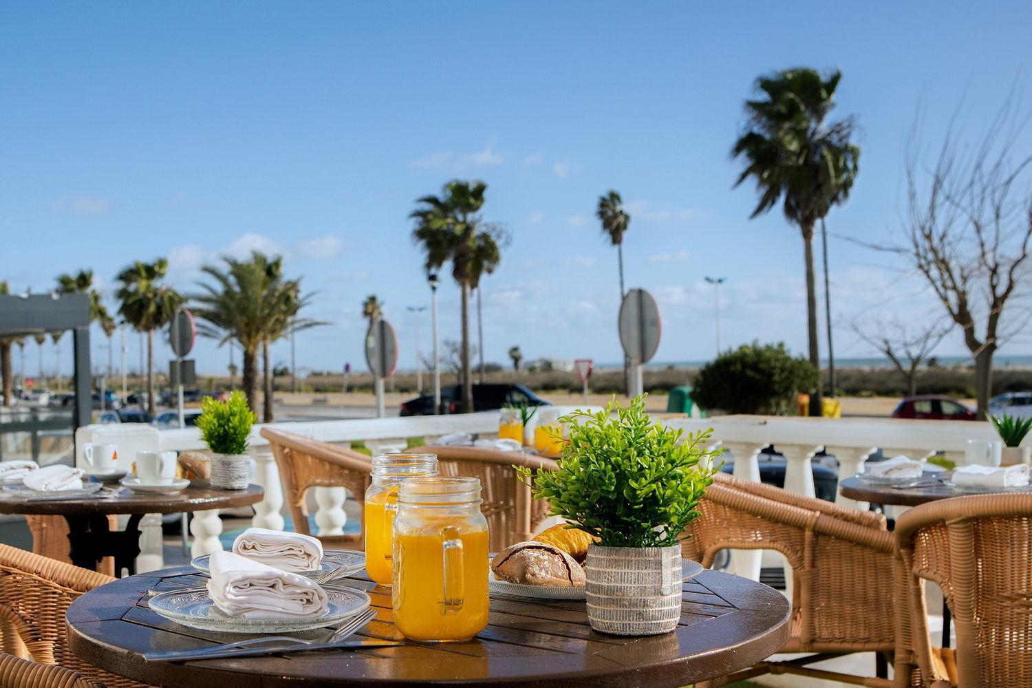 Hotel Playa Conil - Beachfront Studios & Suites Conil De La Frontera Zewnętrze zdjęcie