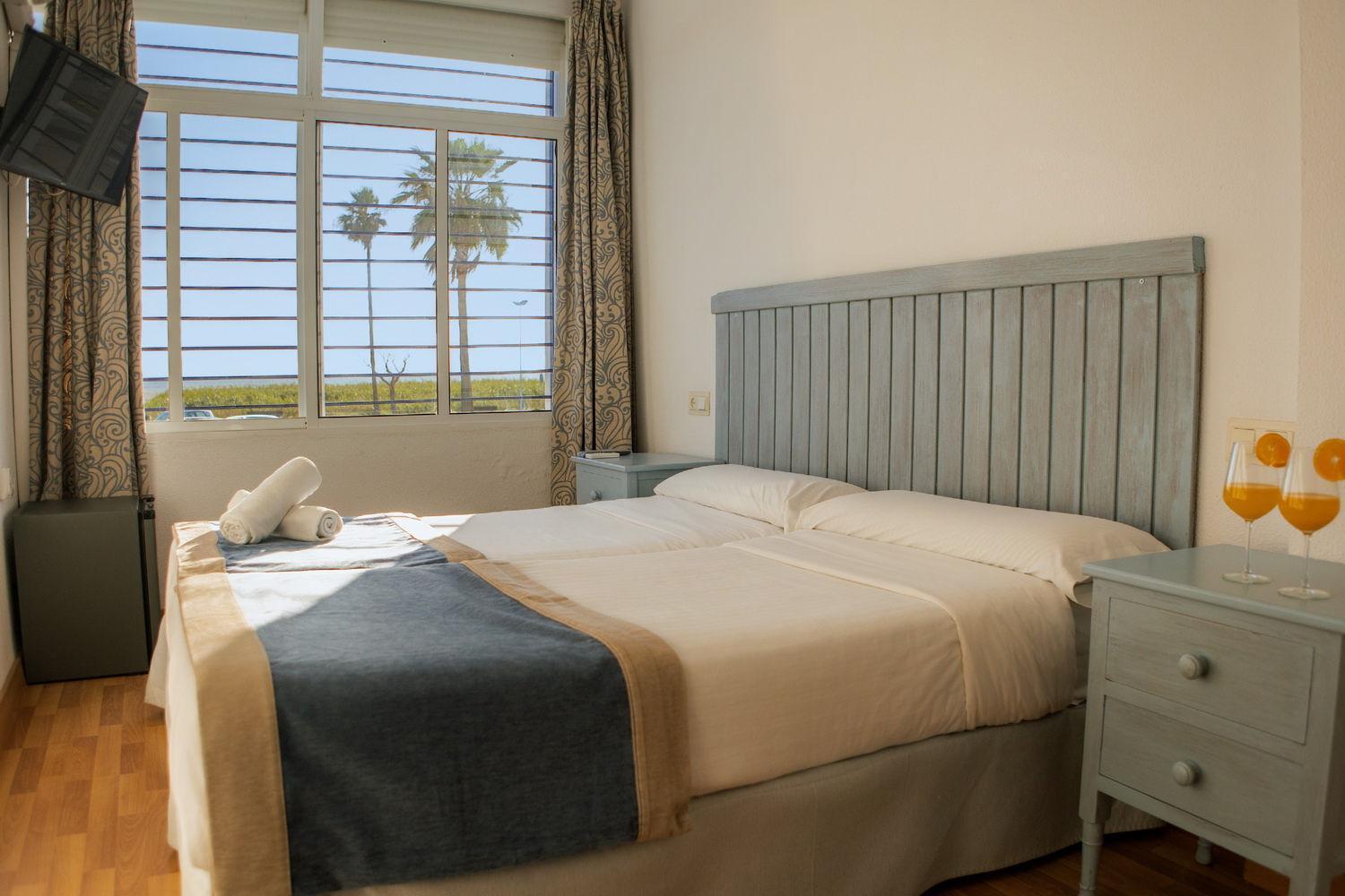 Hotel Playa Conil - Beachfront Studios & Suites Conil De La Frontera Zewnętrze zdjęcie